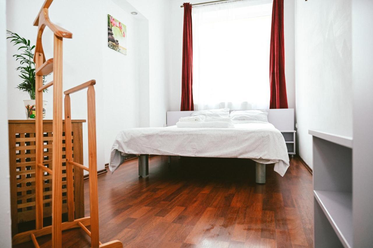Cozy Apartment Брашов Экстерьер фото